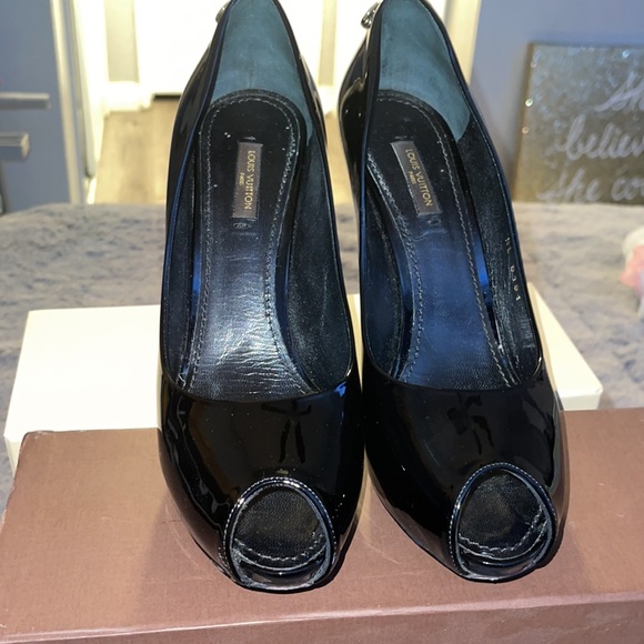 Louis Vuitton Peep Toe Heels Gently used - Picture 7 of 15